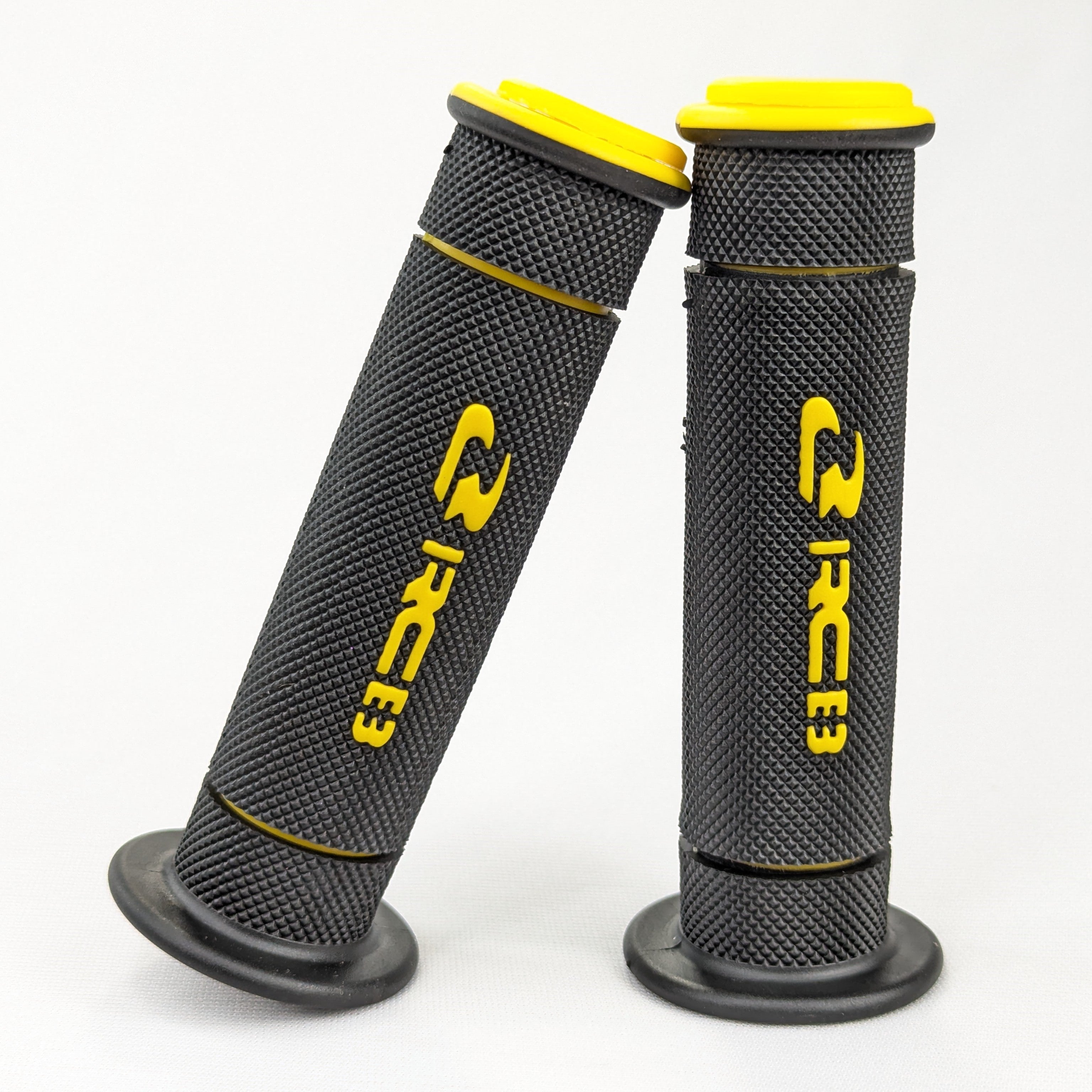RCB Handle grip middle logo